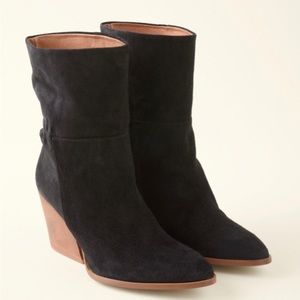 Garnet Hill Clara Black Cinch Back Suede Wedge Boots Size 38